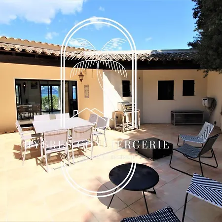 L'arbanaise Vue Piscine Presqu'ile Giens By Hc Villa *