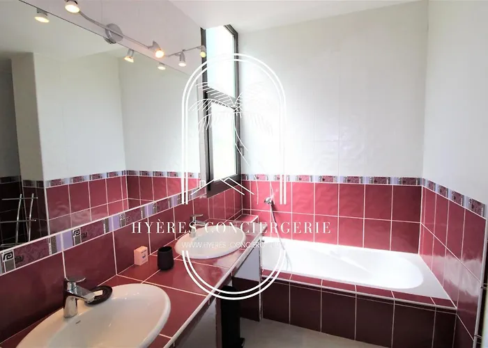 L'arbanaise Vue Piscine Presqu'ile Giens By Hc