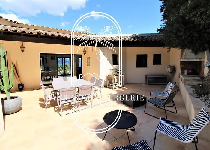 L'arbanaise Vue Piscine Presqu'ile Giens By Hc Villa *