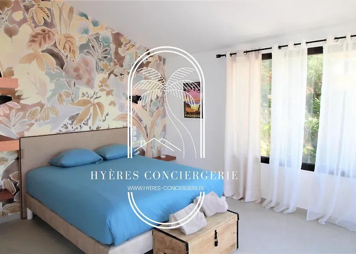 L'arbanaise Vue Piscine Presqu'ile Giens By Hc וילה